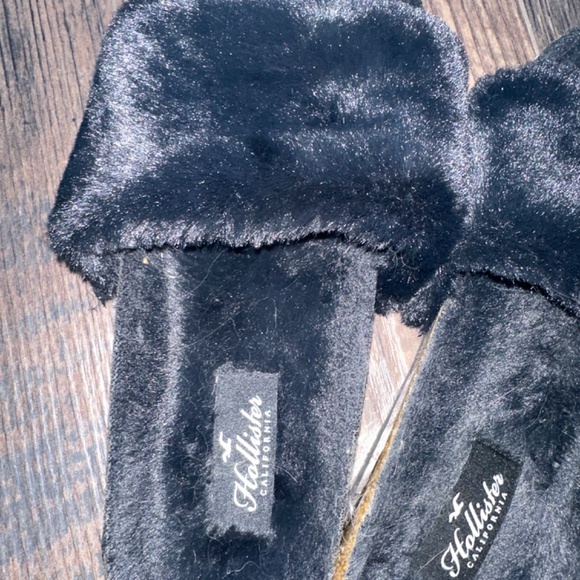 Slipper - Picture 3 of 3